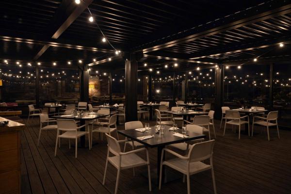 2805-veranda-nuit